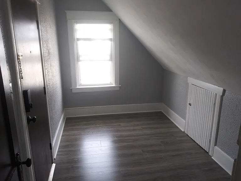 48 Covell St #3E — Photo 10