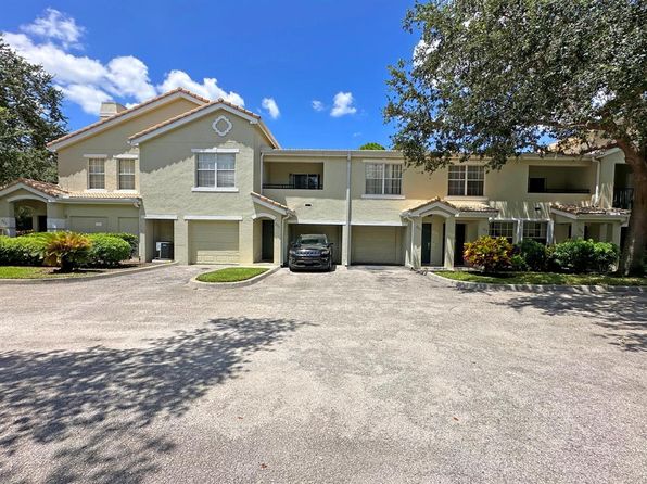 108 SW Peacock Blvd APT 5-105