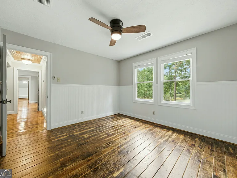 250 Aspen Way — Photo 36