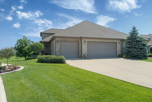 1st image of 16033 Penny Ln