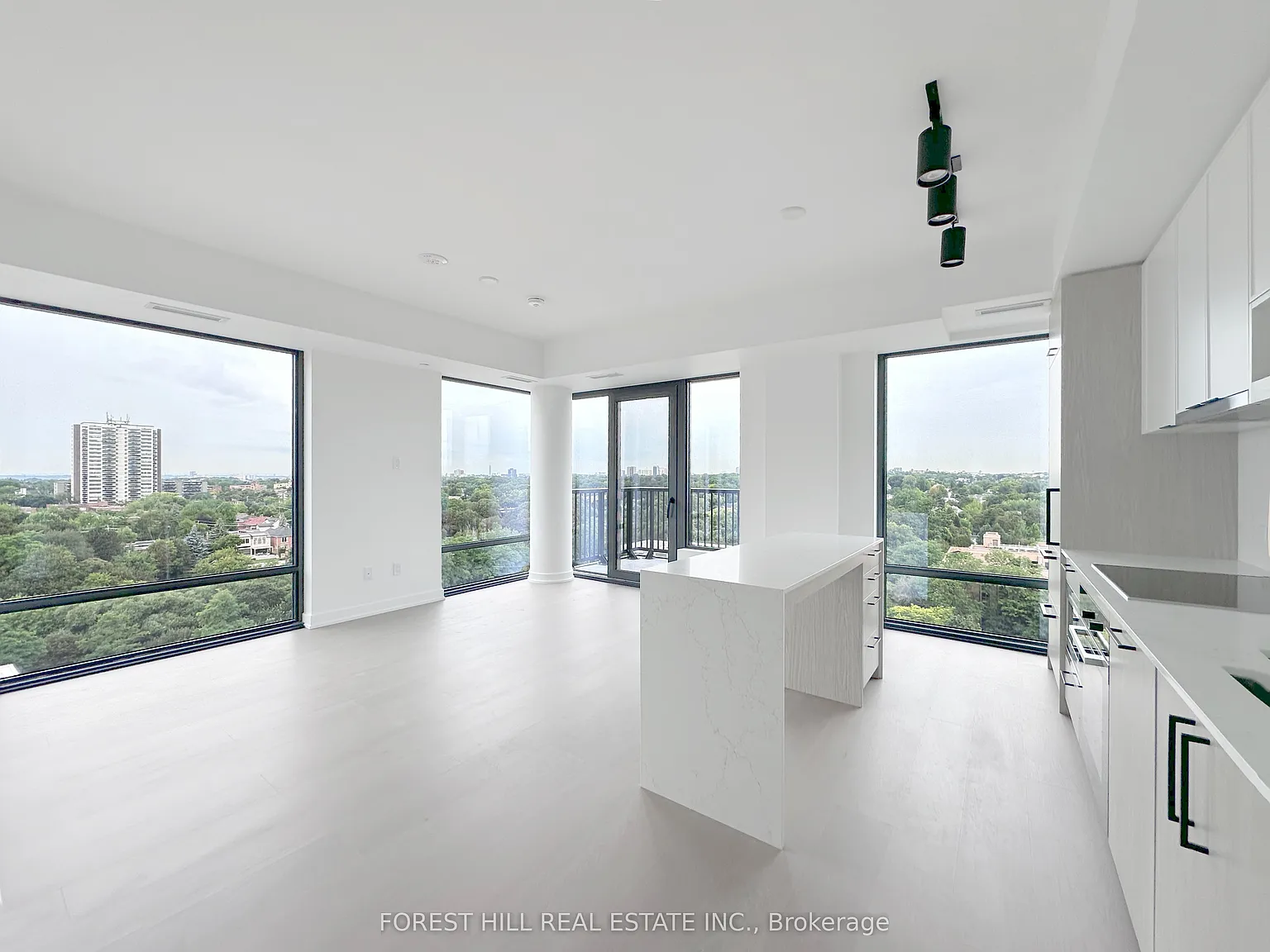 South Forest Hill Residences — Photo 2