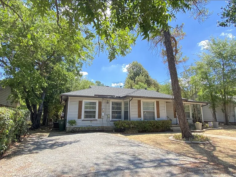 617 S Fielder Rd — Photo 2