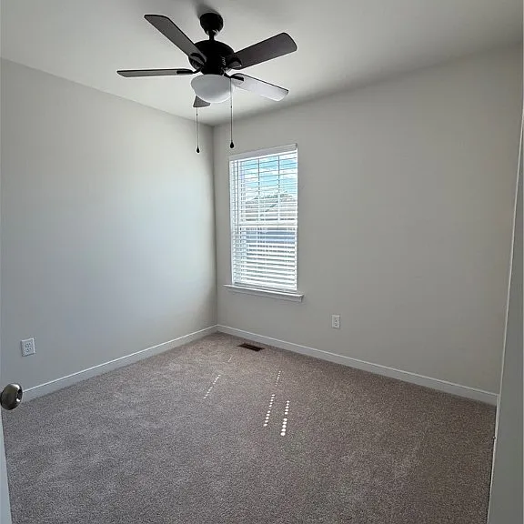 4184 Park Trail Dr — Photo 16