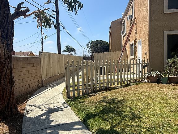 2nd image of 8162 Major Cir Unit A