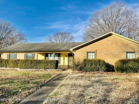2nd image of 8427 Farmington Dr E