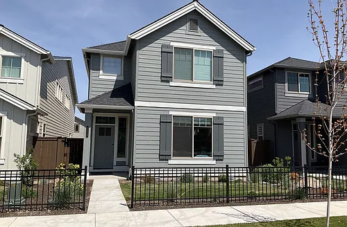 3835 SW Coyote Pl Photo 1