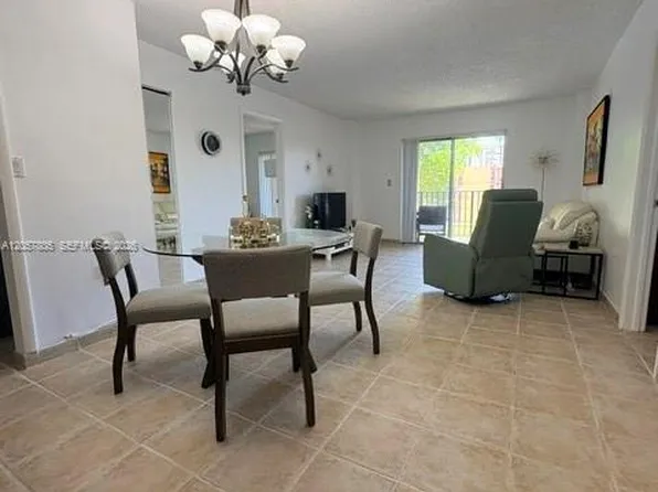 4717 NW 7th St APT 306-10, Miami, FL 33126