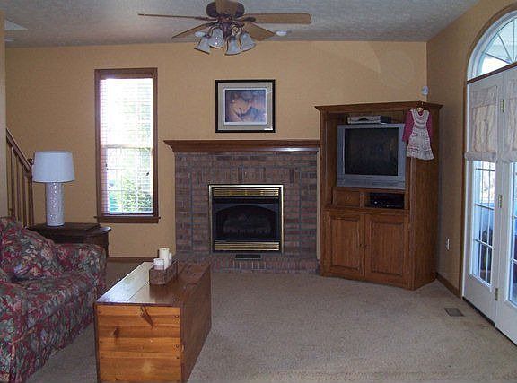2nd image of 330 Northridge Dr