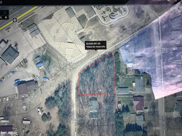 7063 W Park St, Caseville, MI 48725
