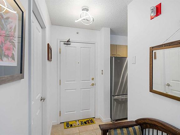 5th image of 804 S 3rd Ave SW #1110