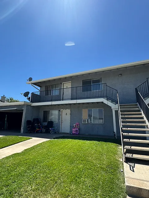 2 bed, $1,150 — Photo 3