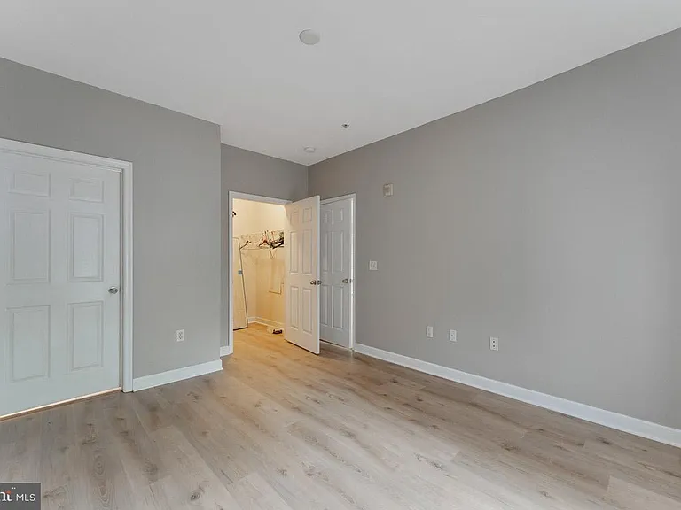 501 Hungerford Dr #144 — Photo 18