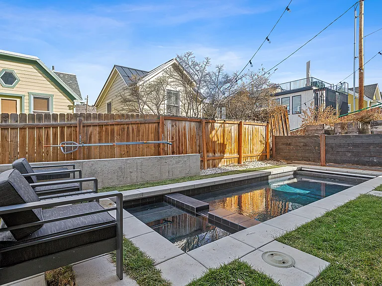 1102 Norfolk Ave — Photo 47