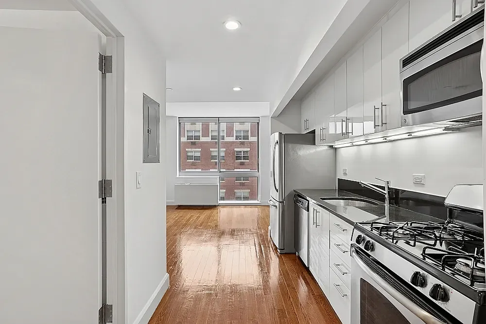 225 Schermerhorn Street — Photo 4