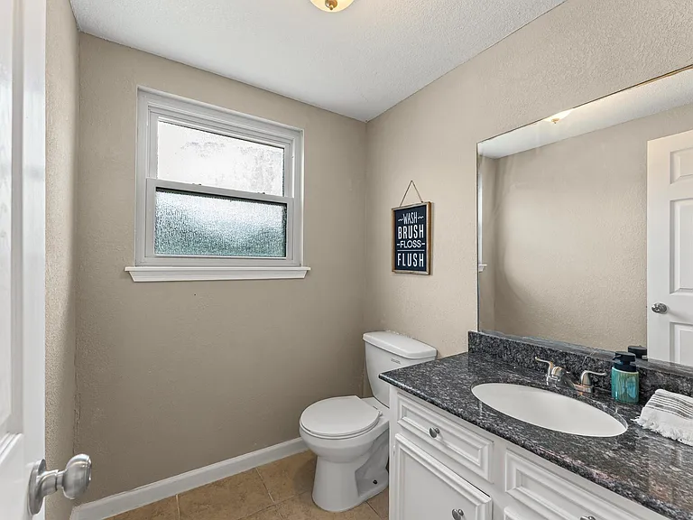 427 Whitecap Dr — Photo 16