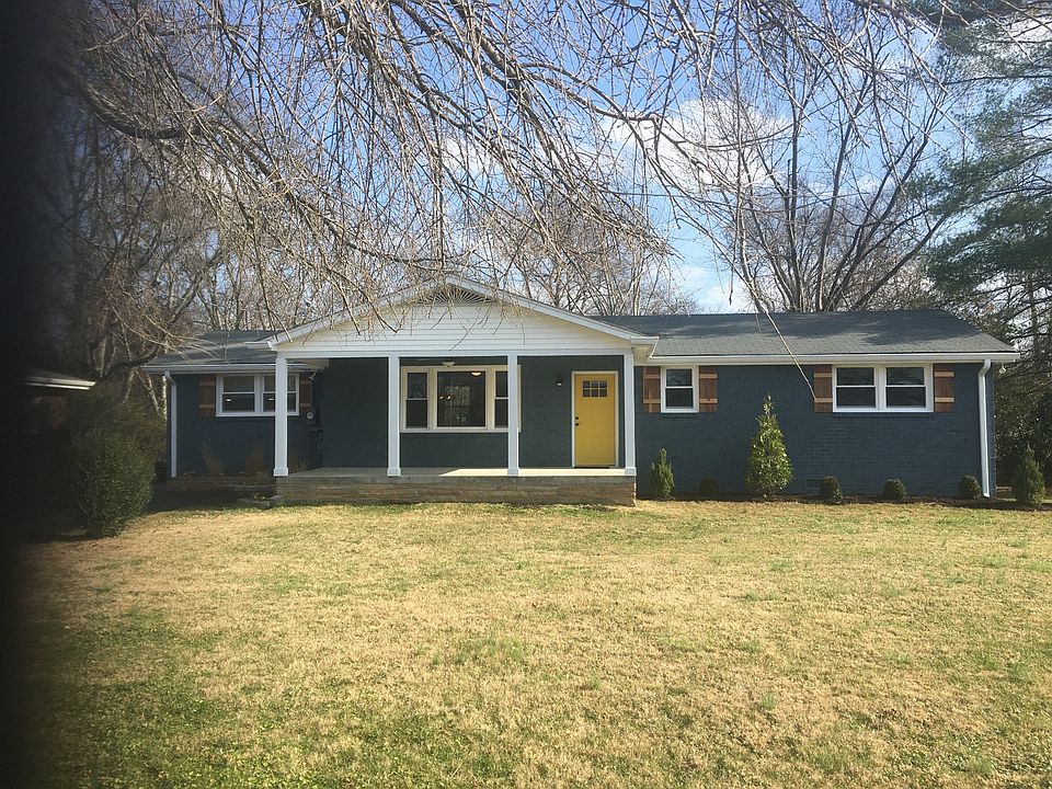 1st image of 207 Winwood Dr