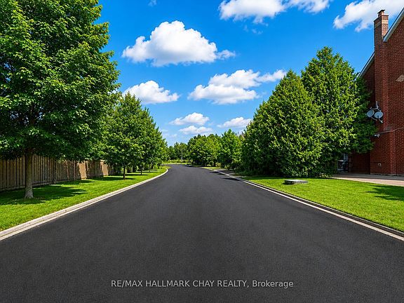 3rd image of 10 Tower Ct Lot 4