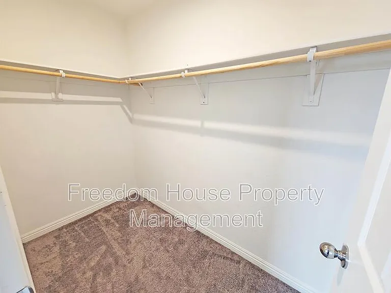 3821 E Weld Ave — Photo 30