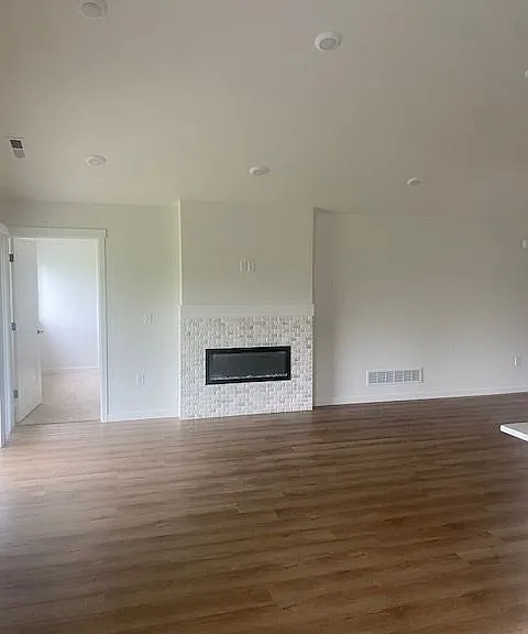 12 Huntington Dr — Photo 4