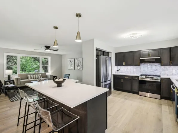 5570 Sheil Drive, Oregon, WI 53575