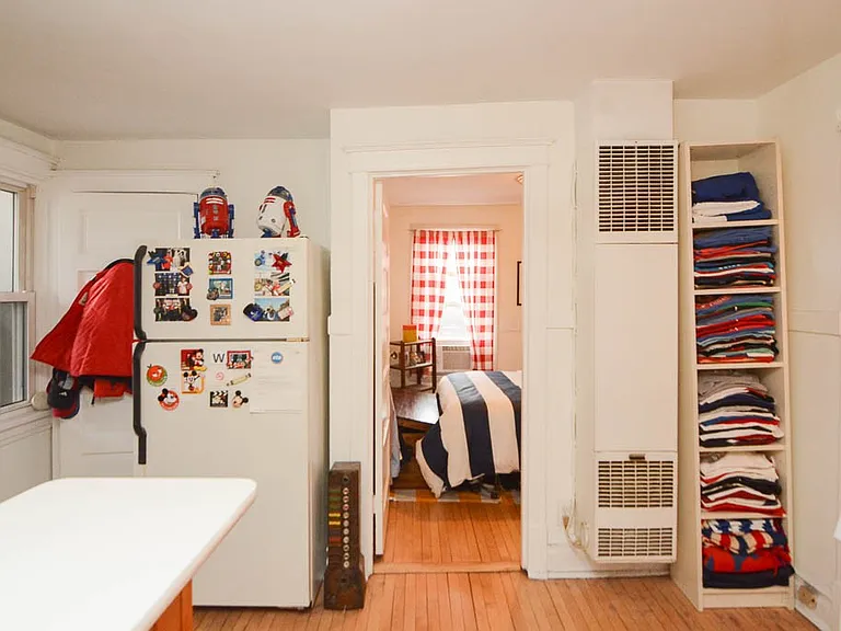 1721 W Nelson St #3 — Photo 6