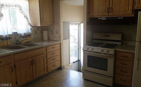 5th image of 15386 Meigs Blvd