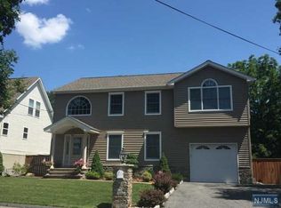 44 Lenape Rd, Ringwood, NJ 07456