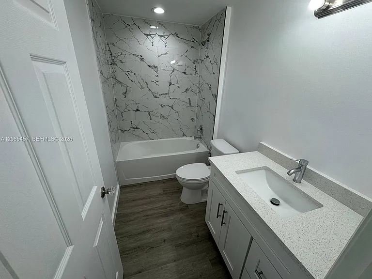 4215 Gulfstream Rd — Photo 21