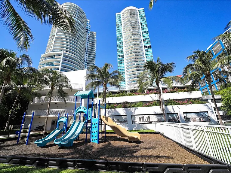 2101 Brickell Ave #410 — Photo 24