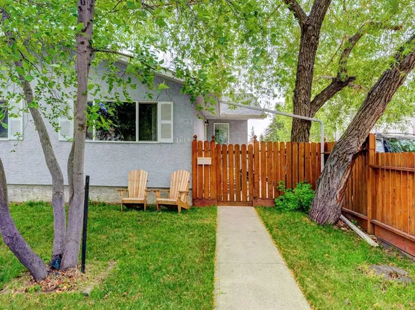 1618 E 43rd St SW, Calgary, AB T3C 2A4