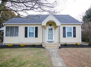 6474 Sullivan Trl, Wind Gap, PA 18091