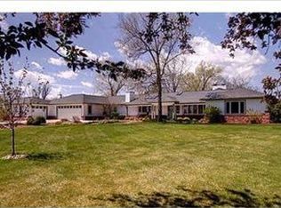 5025 Lakeshore Dr, Littleton, CO 80123