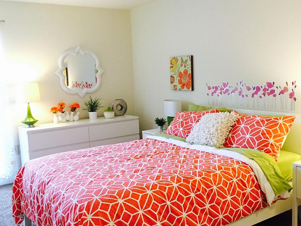 Huge bedrooms with ample closet space!