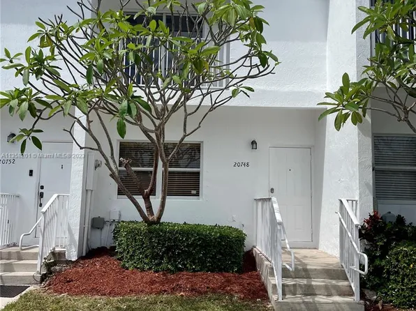20748 SW 82nd Ave, Cutler Bay, FL 33189