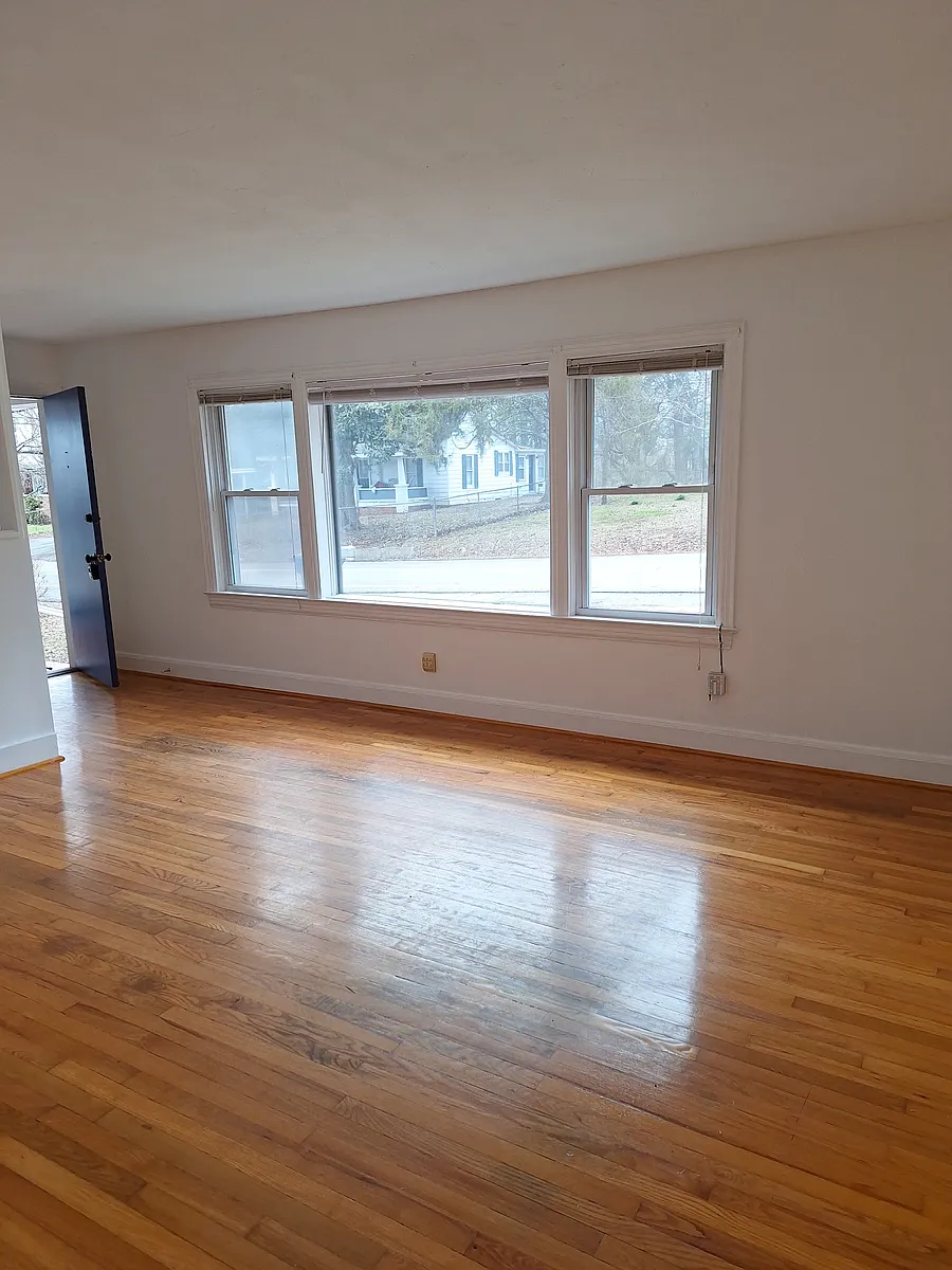 Building Photo - 450 Highland Ave NW