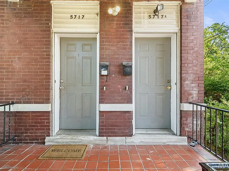 5717 Page Blvd #A — Photo 2