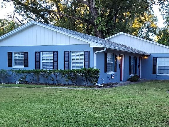 2nd image of 1015 Alba Dr