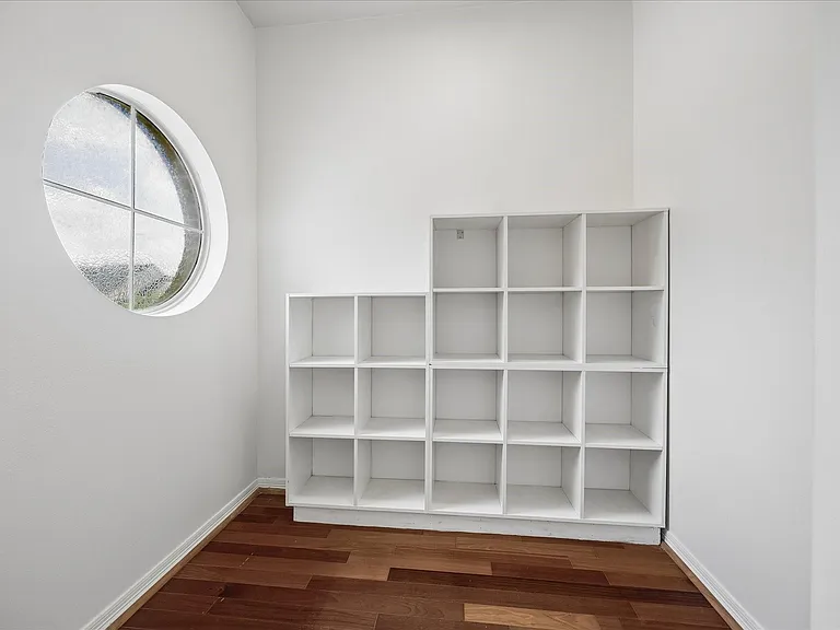 7608 Janak Dr — Photo 16