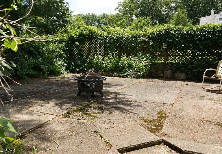 59 Pine St — Photo 18