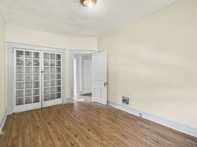 3630 Hydraulic Ave #1 — Photo 11