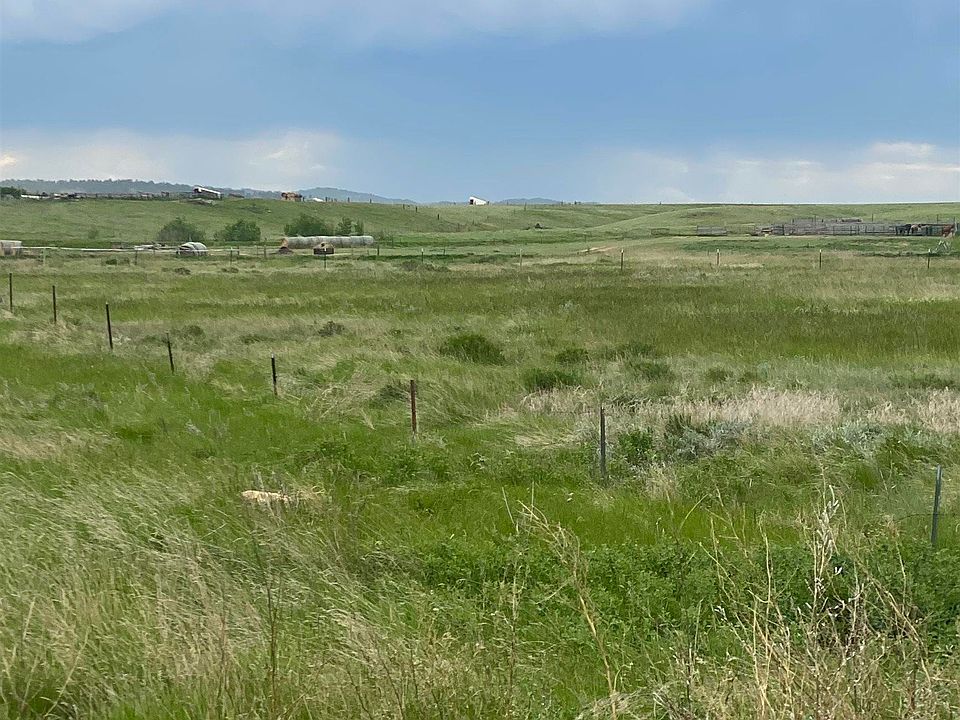 2nd image of 25 & 27 Barbed Wire Ct
