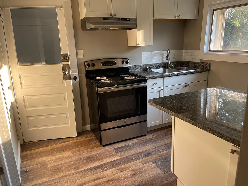 5460 Camp Meeting Rd, Center Valley, PA 18034 Zillow