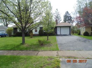 340 Ripplewood Dr, Rochester, NY 14616