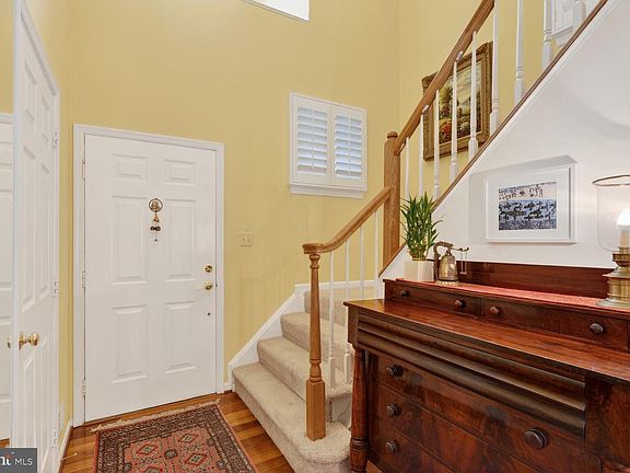 3rd image of 5409 Green Glen Ln
