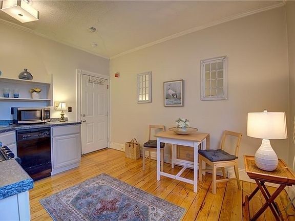 4th image of 73 Holden St #2B