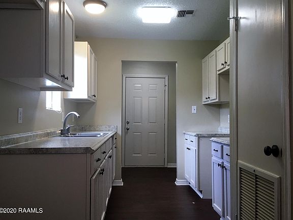 4th image of 114 Cantal Dr