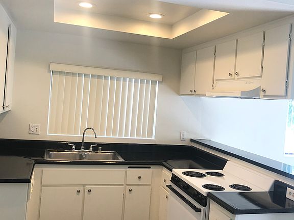 3rd image of 2300 E Westport Dr #2B-2Ba