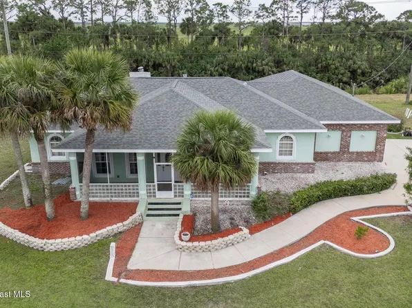 274 Lagoon St SW, Palm Bay, FL 32908