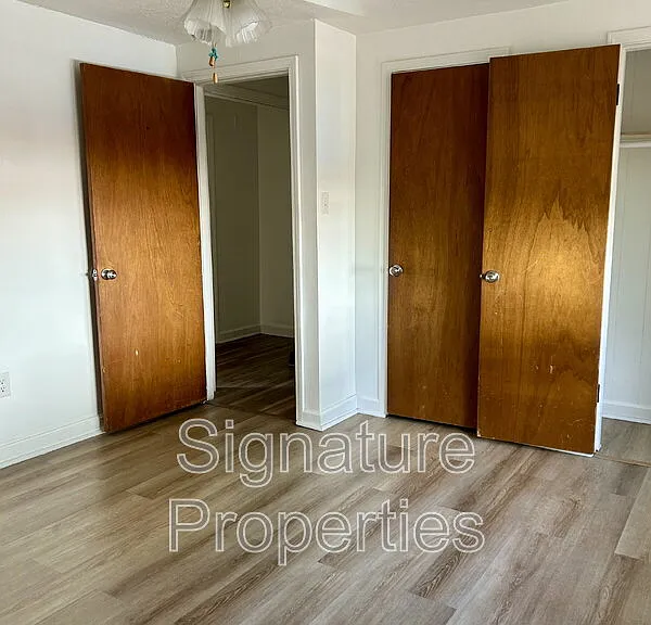 1055 Rives Rd #12 — Photo 11