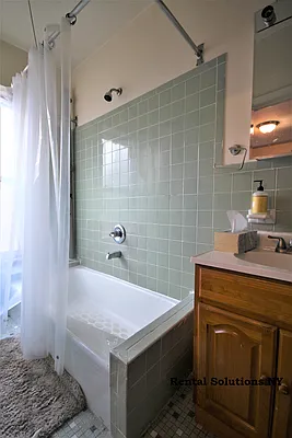 Rented by Rental Solutions Inc | media 20